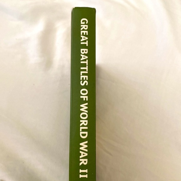 GREAT BATTLES A OF WORLD WAR 2 - PARRAGAN - DR CHRIS MANN - Picture 2 of 3